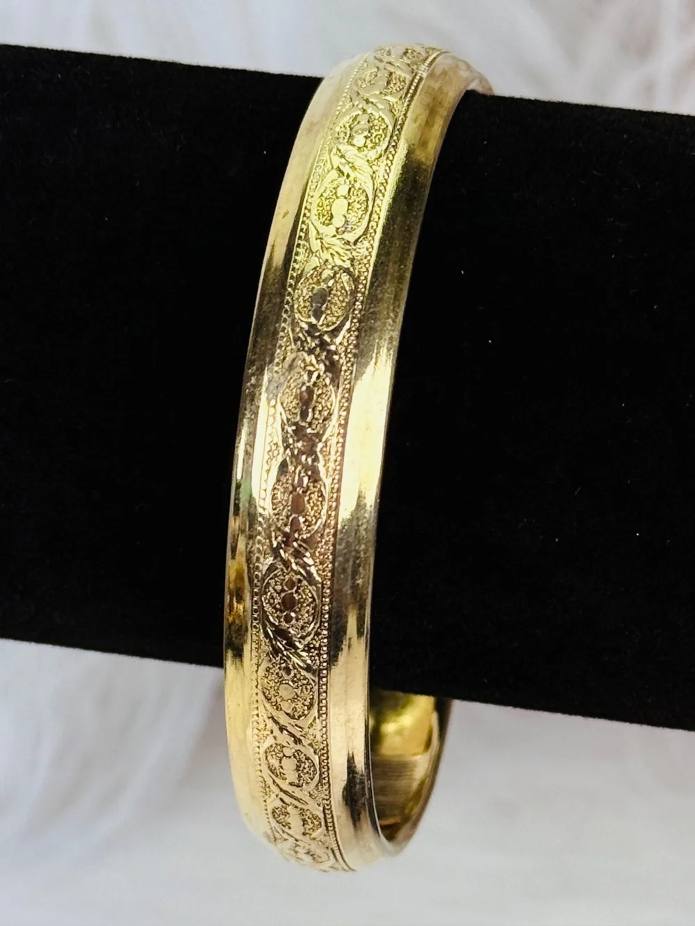 Vintage Goldtone Floral Engraved Bangle Bracelet